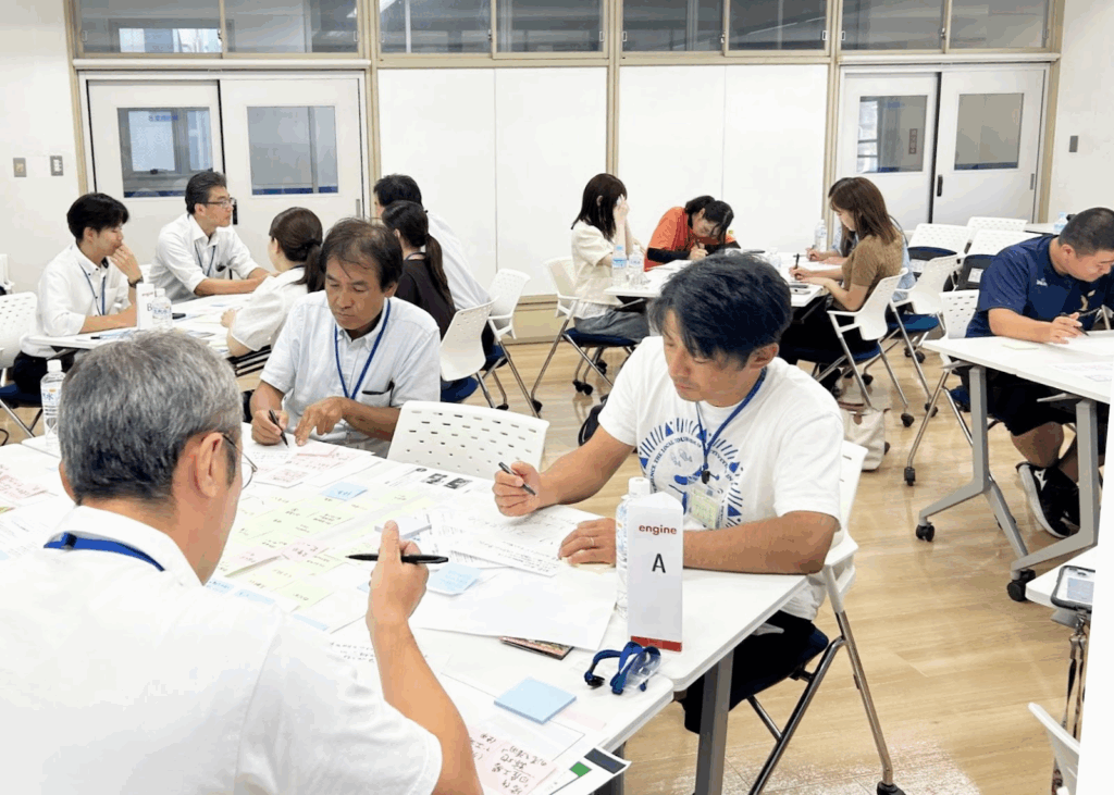 【開催レポート】中高生×地元企業の共創プロジェクト「よこすかengine」進行中！企業人と先生の合同研修会を開催